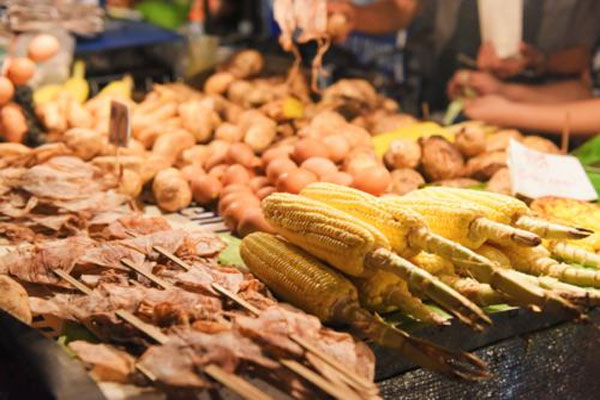 500万餐企进军小吃赛道，年轻人饮食习惯已经偏零食化