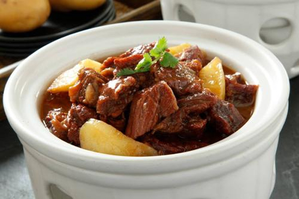 土豆炖牛腩做法大全,让你在家就能做出好菜