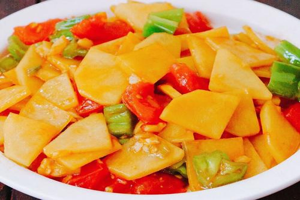 西红柿土豆鸡肉做法大全,鲜嫩可口的半成品美食