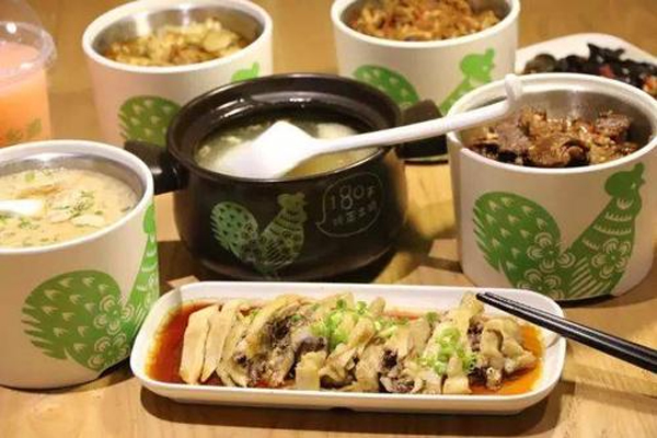 老乡鸡华南首店在深圳福田营业，菜品价格最低一份六元