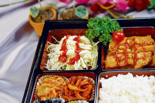 大众餐饮消费时代到来,规模化餐饮品牌涌现